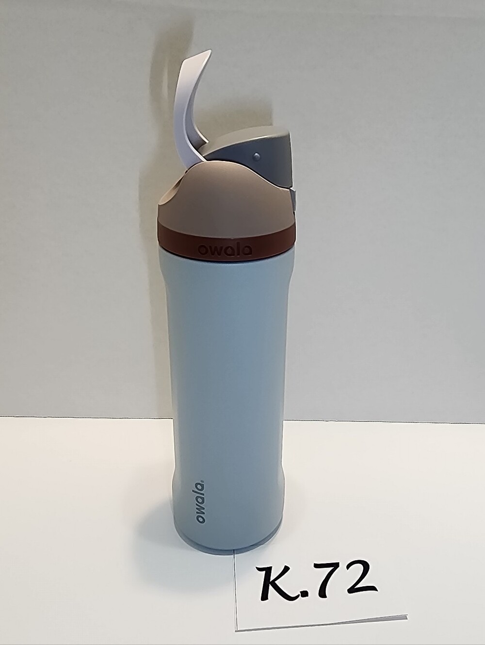 K.072- Owala Free Sip Calm Waters, 24 oz, Light Blue Water Bottle, Used